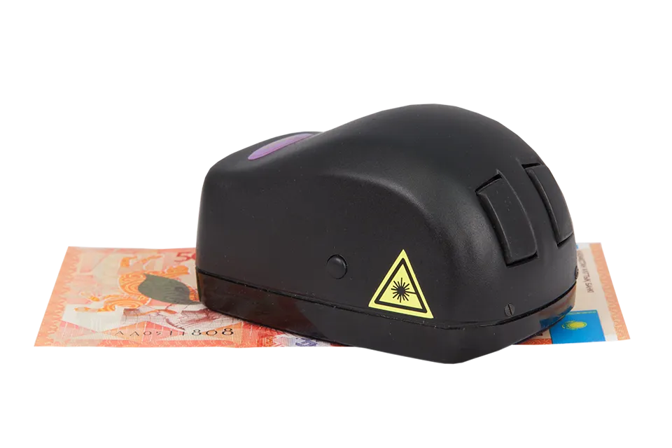 Regula 4177-5 Video Spectral Magnifier